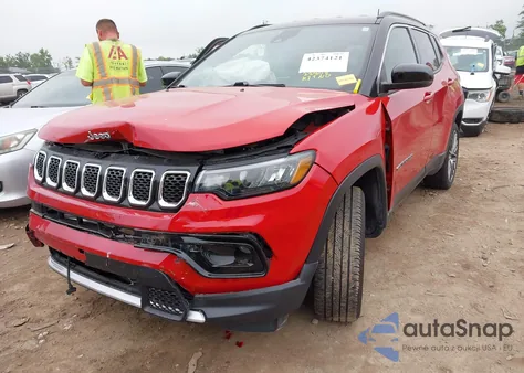 2023 Jeep Compass Limited 4X4 из США, поврежденный, VIN 3C4NJDCN7PT531789